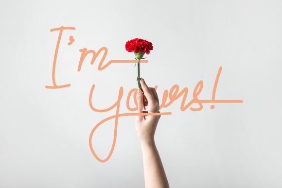 I'm Yours! Font - Featured Image