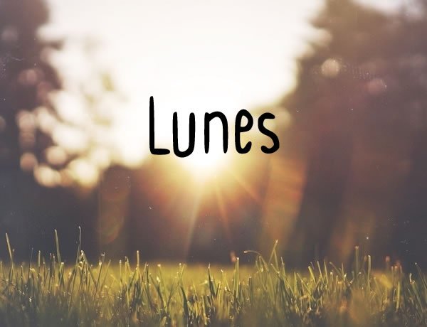Lunes Font - Featured Image